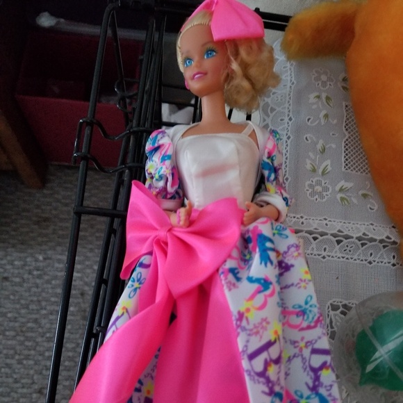 Meet your Posher, Pamela - Picture 1 of 1